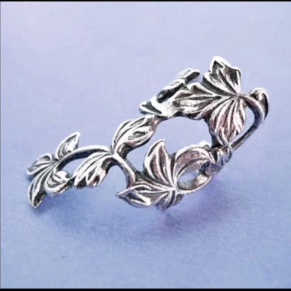 *NEW*Women’s Flower Leaf Clip Earrings - Picture 2 of 5